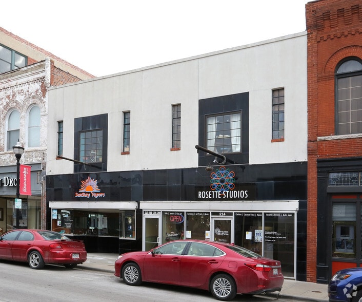 More Photos Of 212-214 Campbell Ave, Springfield Storefront Retail Office For Lease