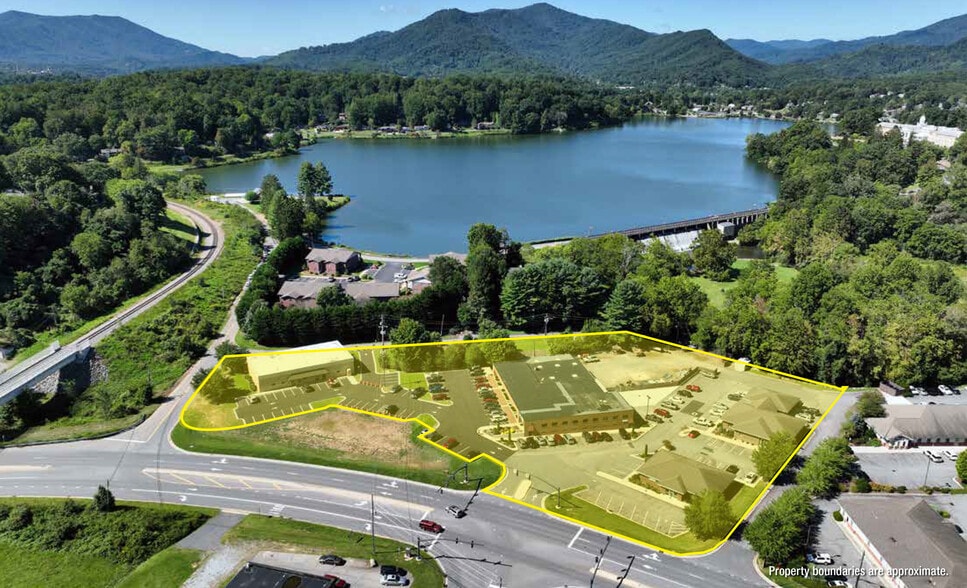 More Photos Of 13 Haywood Office Park, Waynesville Medical For Lease