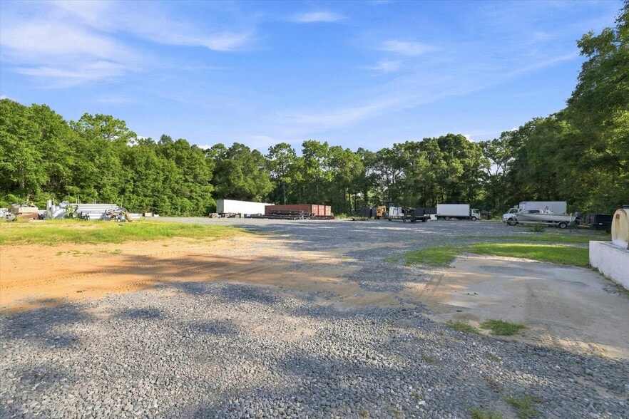 More Photos Of 4711 Capital Cir SW, Tallahassee Warehouse For Sale
