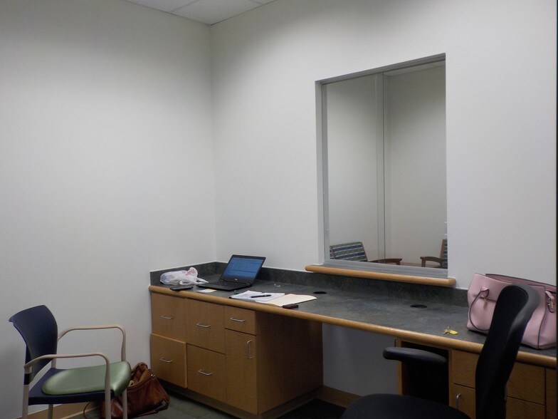 More Photos Of 5700 N Exp 77/83, Brownsville Medical For Lease