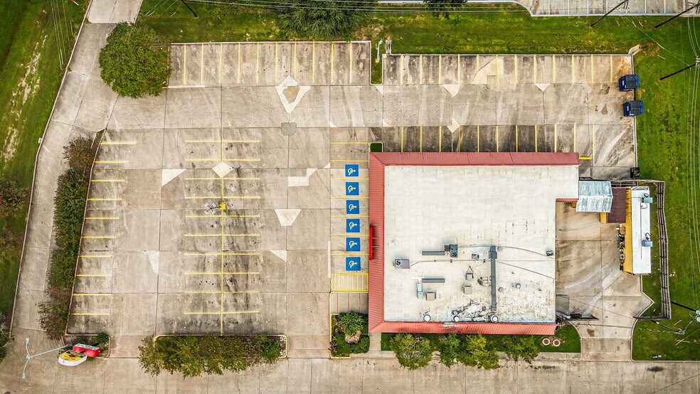 More Photos Of 100 Southpoint Loop, Livingston Restaurant For Sale