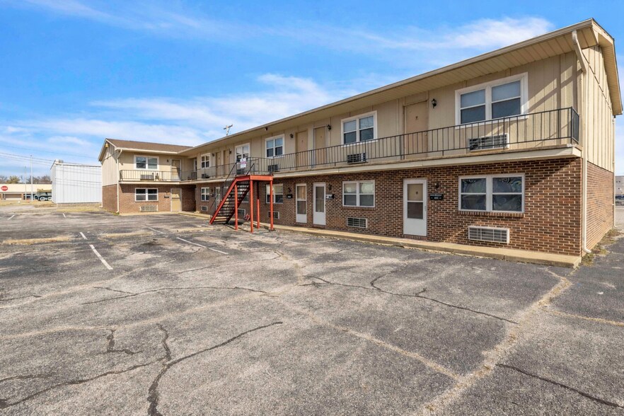 More Photos Of 500-516 Richardt Ave, Evansville Apartments For Sale