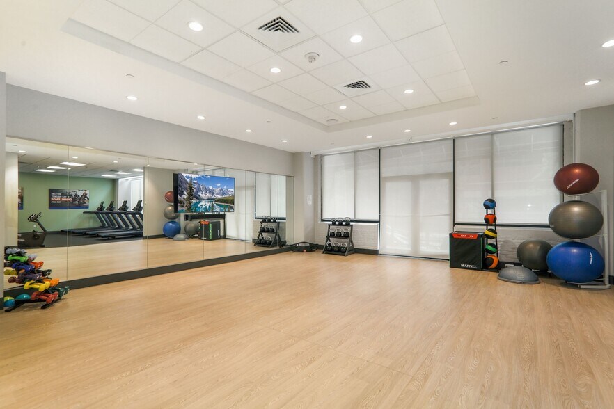 More Photos Of 1 Market St, Camden Apartments For Lease