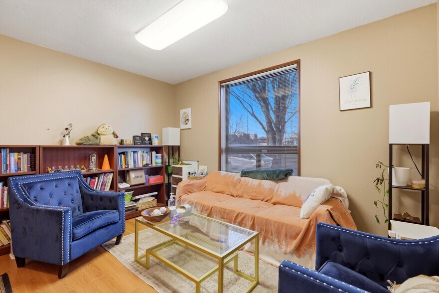 More Photos Of 114 E 2nd St, Newberg Office For Sale