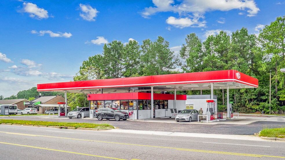 More Photos Of 6295 Yadkin Rd, Fayetteville Convenience Store For Sale