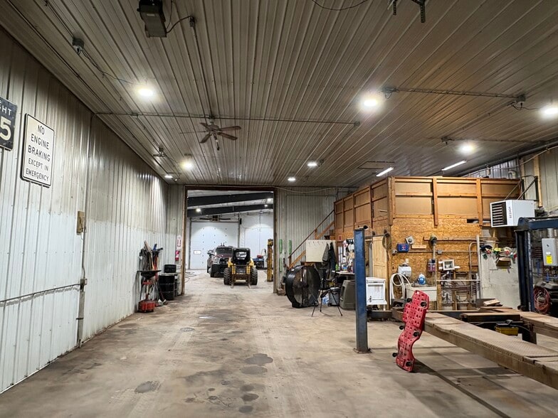 More Photos Of 1325 29th St, Cloquet Industrial For Sale
