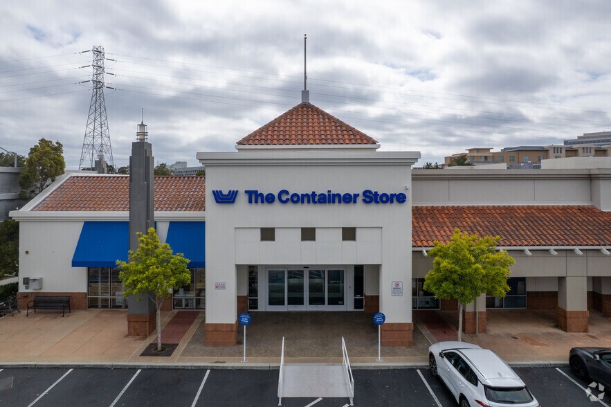 More Photos Of 2290-3020 Bridgepointe Pky, San Mateo General Retail For Lease