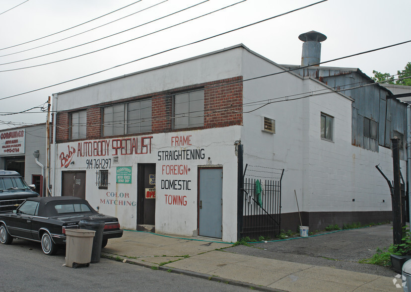 Primary Photo Of 138 Oakley Ave, White Plains Auto Repair For Sale