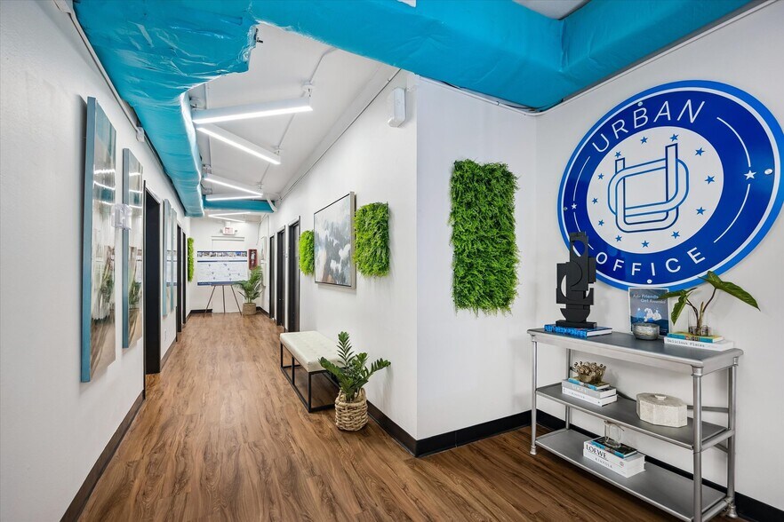 More Photos Of 629-633 W 19th St, Houston Office For Sale