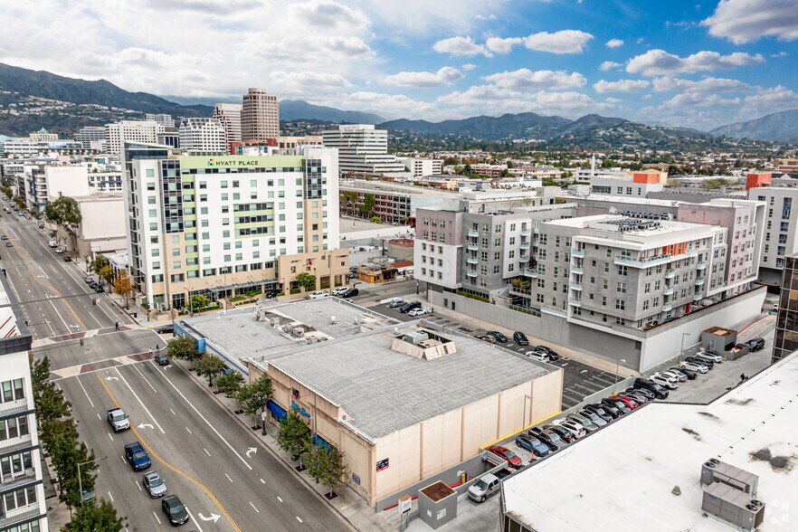 More Photos Of 130-144 N Central Ave, Glendale Freestanding For Lease