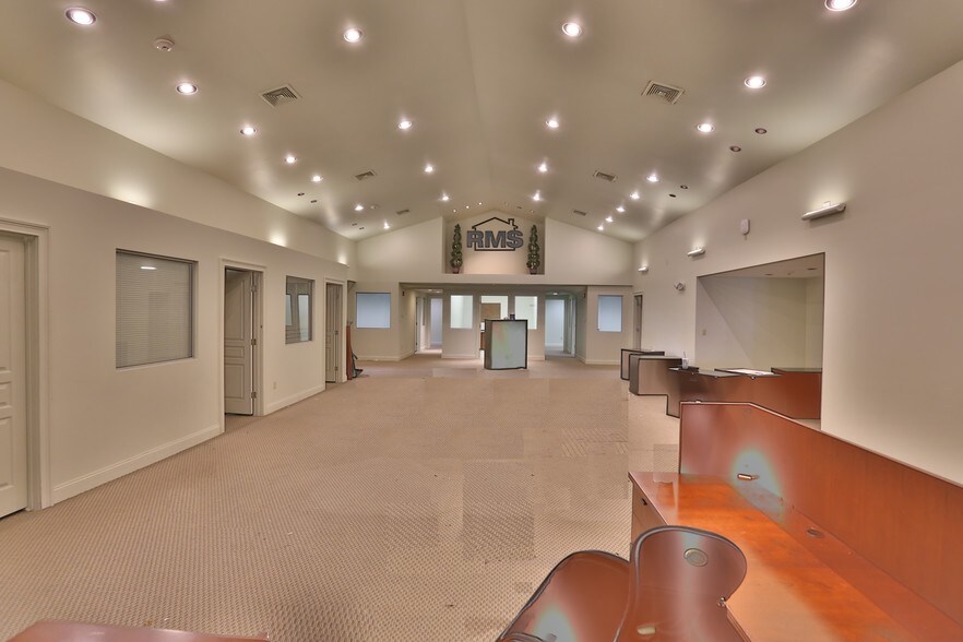 More Photos Of 77 State Rd, Dartmouth Office For Lease