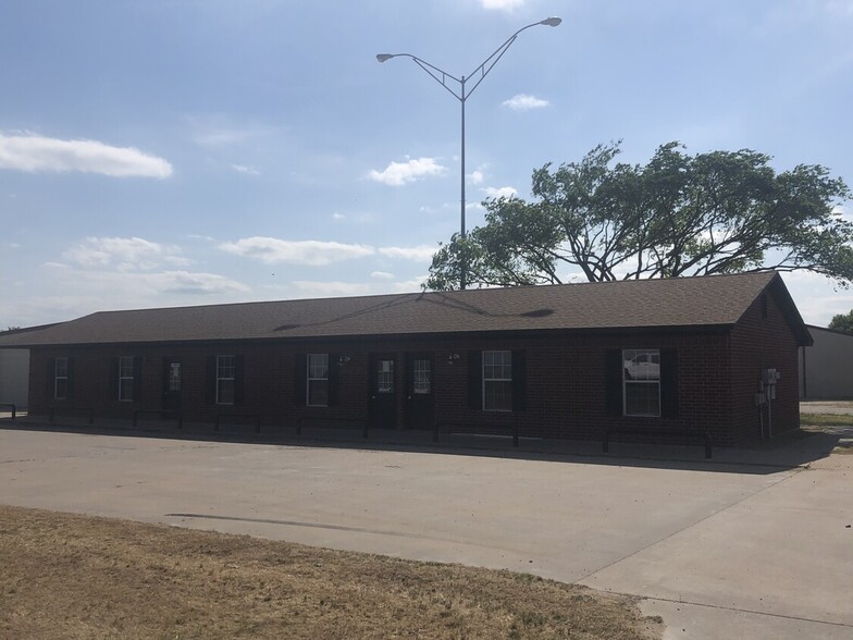 Primary Photo Of 3012 S Highway 174, Cleburne Unknown For Lease