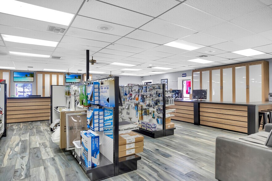 More Photos Of 100099 Overseas Hwy, Key Largo Freestanding For Sale