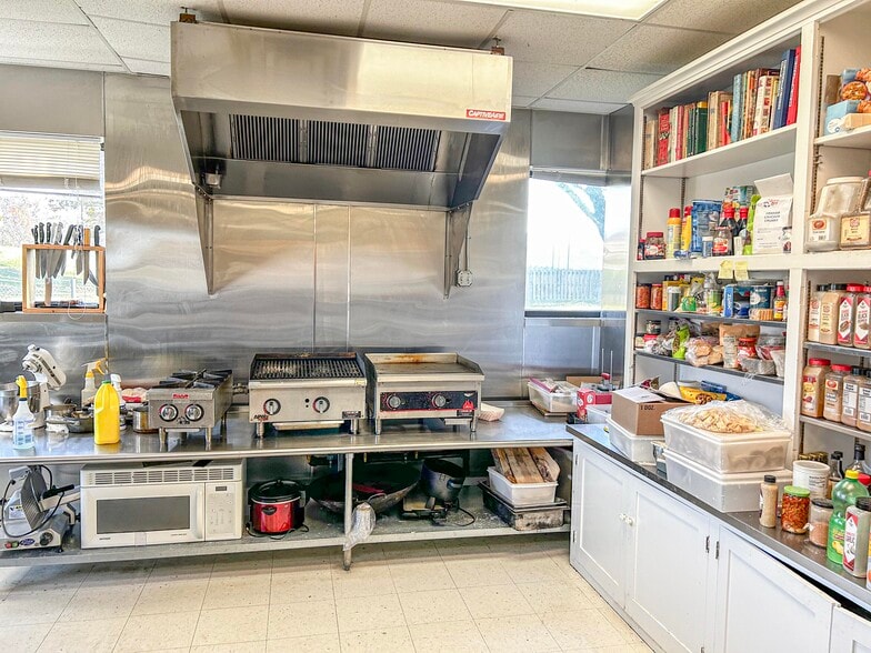 More Photos Of 171 Technology Dr, Boalsburg Light Manufacturing For Sale