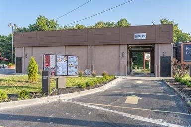 More Photos Of 5229 Madison Rd, Cincinnati Storefront Retail Office For Lease