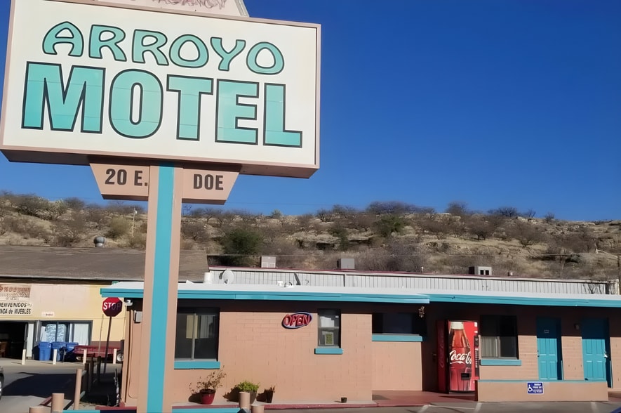 Primary Photo Of 20 E Doe St, Nogales Hotel For Sale
