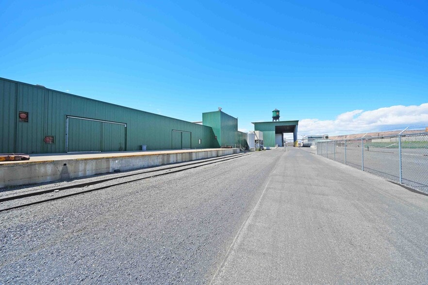 More Photos Of 108 W Walnut St, Yakima Food Processing For Sale