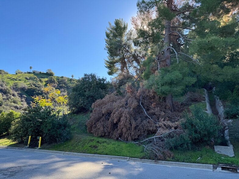 More Photos Of 3 Ambar Dr, Woodland Hills Land For Sale