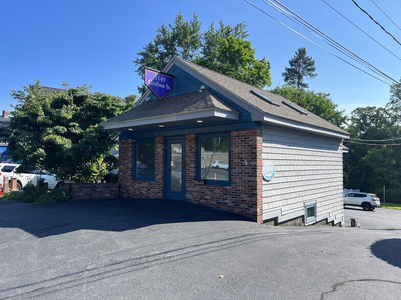 Primary Photo Of 1149 Grafton St, Worcester Freestanding For Lease