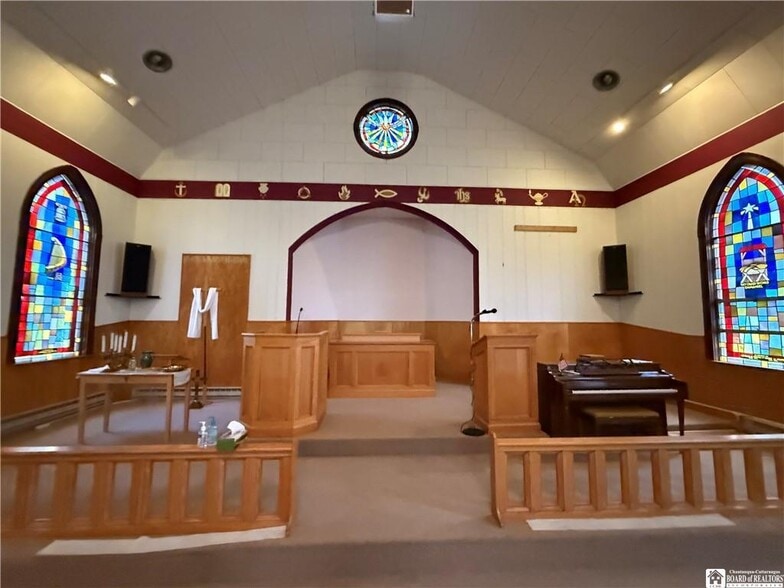 More Photos Of 13 Church St, Delevan Religious Facility For Sale
