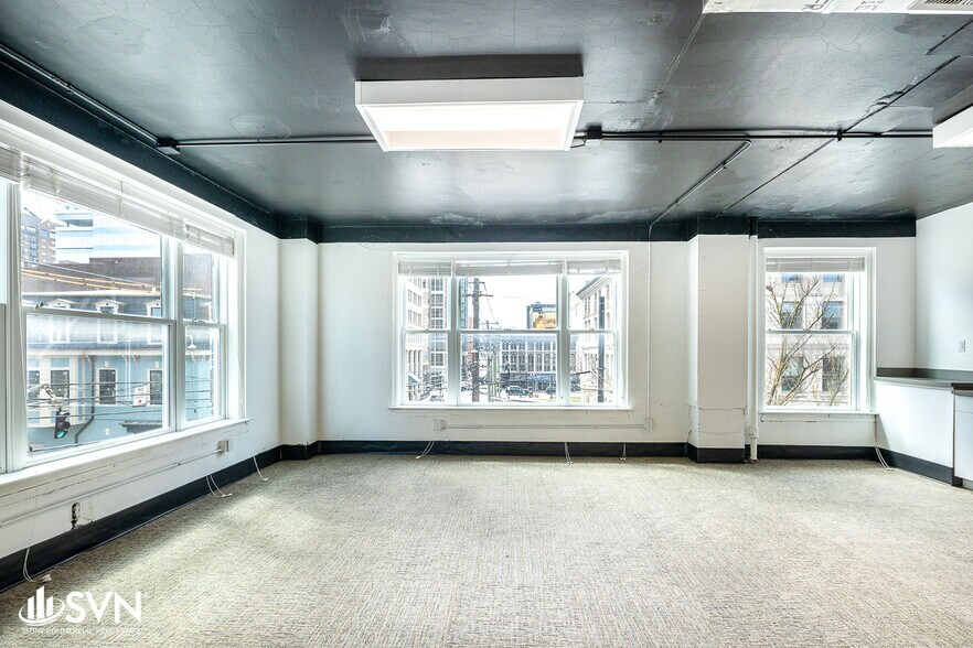 More Photos Of 201 W Short St, Lexington Office For Lease