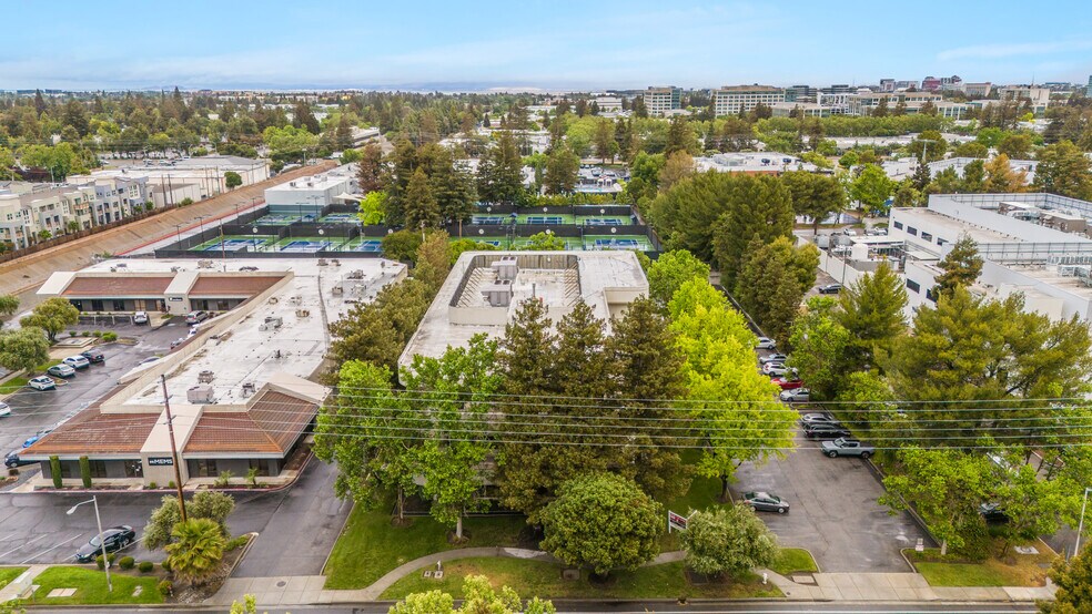 More Photos Of 3235 Kifer Rd, Santa Clara Office For Sale