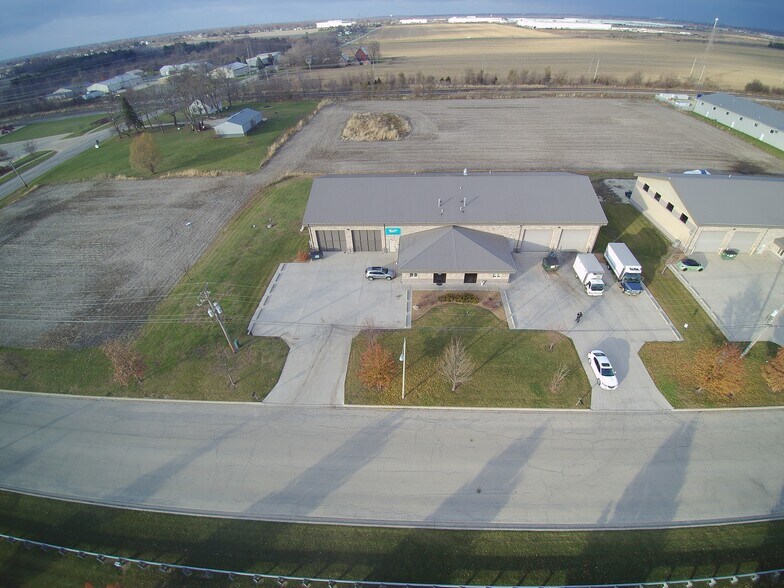 More Photos Of 16726 Cherry Creek Ct, Joliet Warehouse For Lease