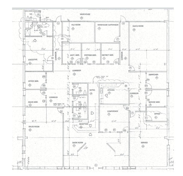 More Photos Of 1827 N Yellowood Ave, Broken Arrow Light Distribution For Lease