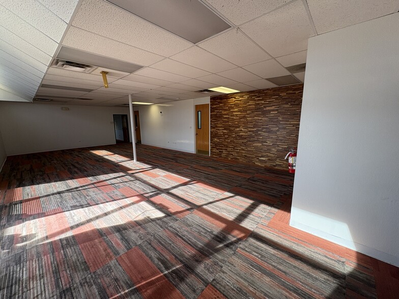 More Photos Of 4981 E 39th Ave, Denver Warehouse For Lease