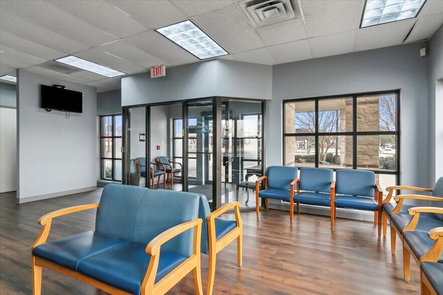 More Photos Of 3445 Regional Dr, Port Arthur Medical For Lease