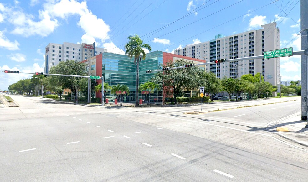 More Photos Of 701-707 NW 57th Ave, Miami Medical For Lease