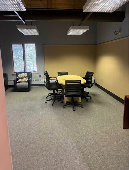 More Photos Of 521 Mount Hope St, North Attleboro Warehouse For Lease