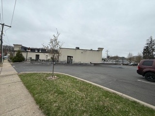 More Photos Of 474 N Main St, Southington Storefront For Lease