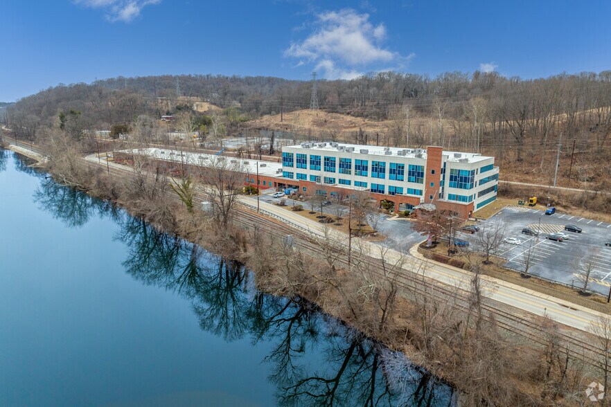 More Photos Of 1000 River Rd, Conshohocken Office For Lease
