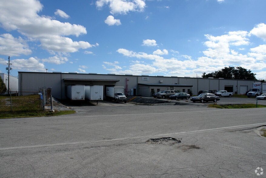More Photos Of 3003 Pennington Dr, Orlando Manufacturing For Lease