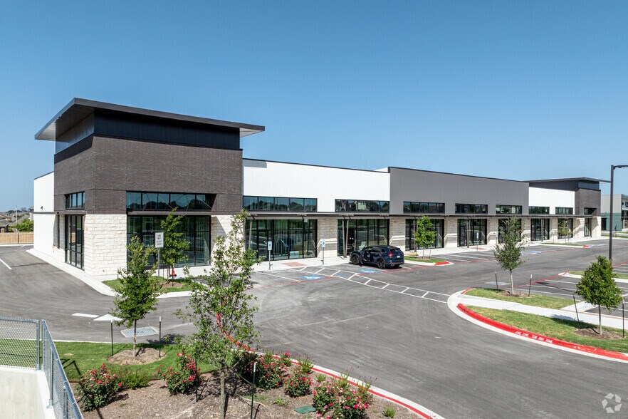 More Photos Of 801 W Wells Branch Pky, Pflugerville General Retail For Sale