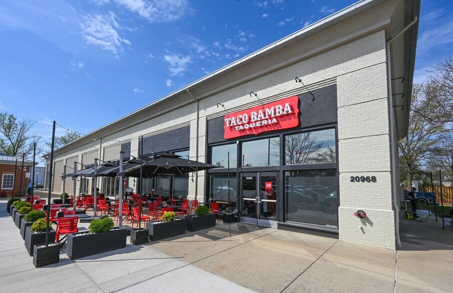 More Photos Of 21050 Southbank St, Sterling Unknown For Lease