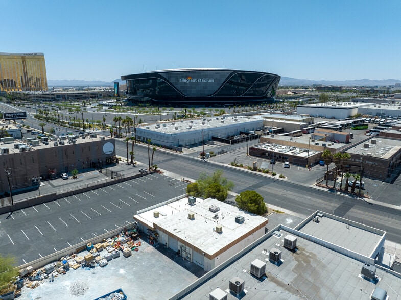 More Photos Of 3530-3534 W Hacienda Ave, Las Vegas Light Manufacturing For Lease
