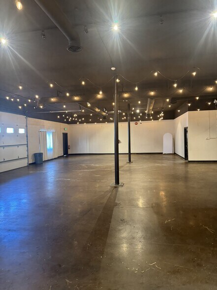 More Photos Of 425 Gentry Way, Reno Office For Lease