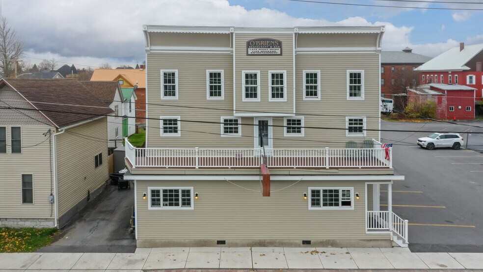 More Photos Of 226 Webb St, Clayton Bar For Sale