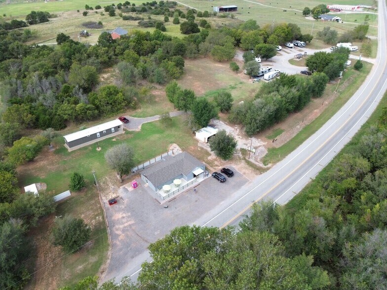 More Photos Of 912-921 N Rush Ave, Rush Springs Trailer Camper Park For Sale