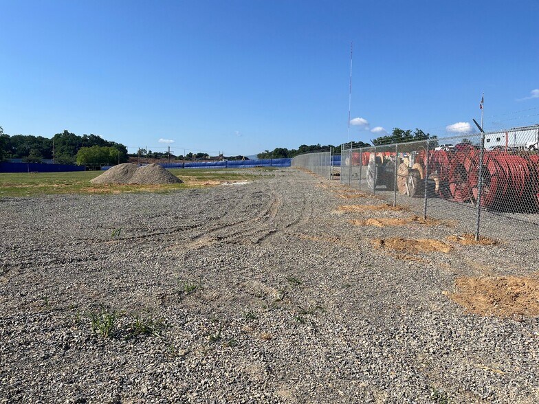More Photos Of 3321 Shenandoah Ave NW, Roanoke Land For Lease