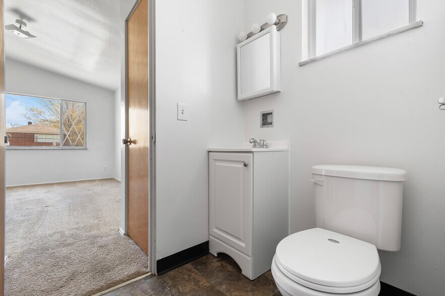 More Photos Of 552 Treeside Dr, Akron Apartments For Sale