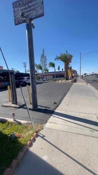Primary Photo Of 147 W Foothill Blvd, Rialto Storefront Retail Office For Lease