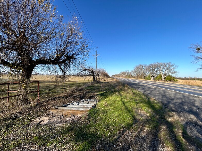 More Photos Of TBD TX 160, Whitewright Land For Sale
