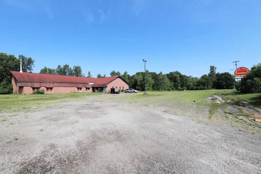 More Photos Of 5165 M L King Ave, Flint Religious Facility For Sale