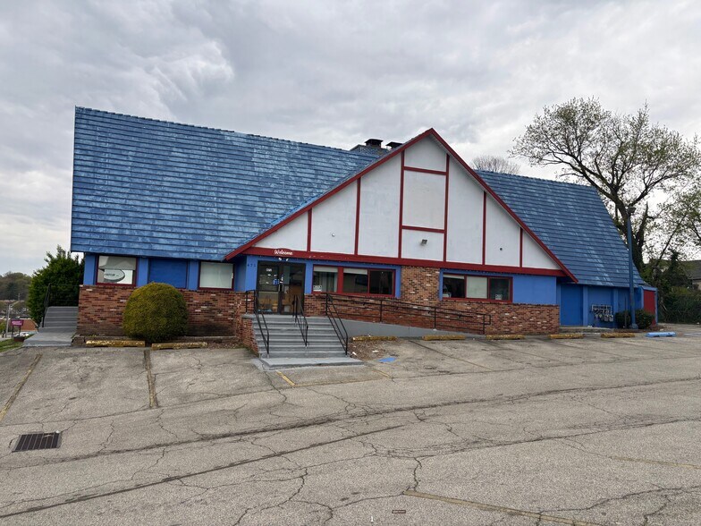 More Photos Of 417 W Baltimore Ave, Clifton Heights Restaurant For Sale