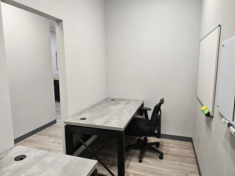 More Photos Of 5401 104th St E, Puyallup General Retail For Lease