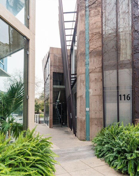 More Photos Of 116 University Ave, Palo Alto Office For Sale