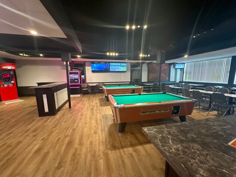 More Photos Of 5011 50 St, Barrhead Hotel For Sale